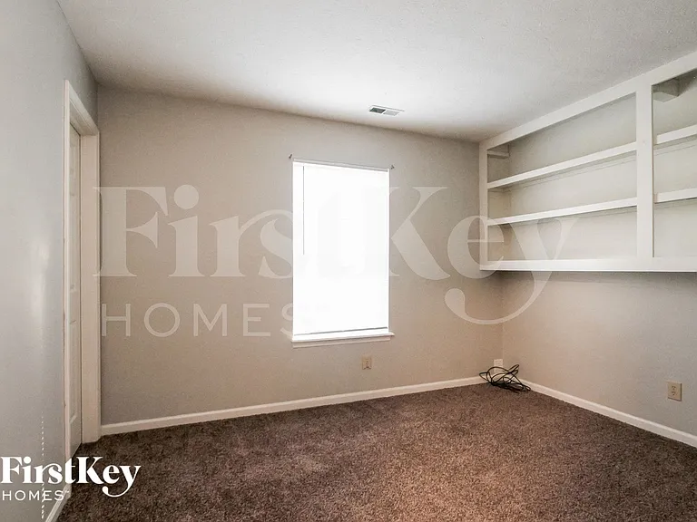 41 Knoll Ln — Photo 13