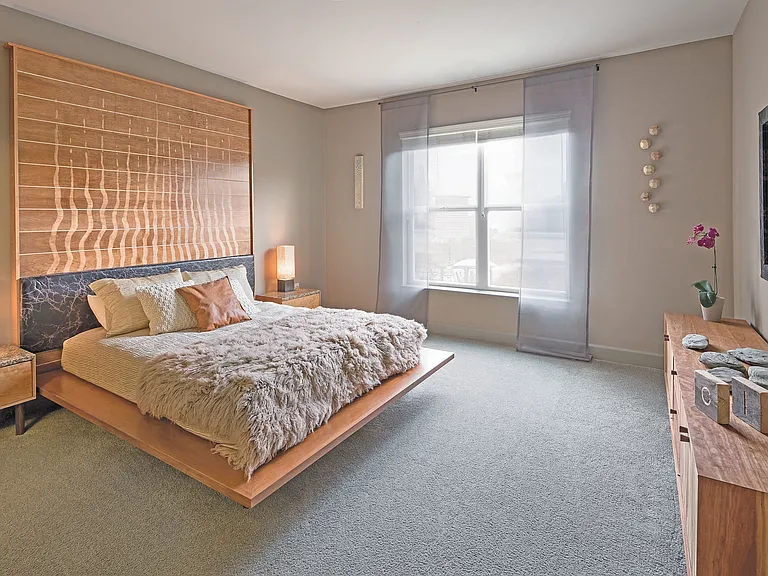 2 Bedroom Model_Bedroom-7907