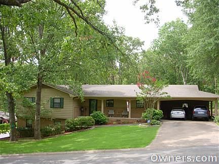 Wingate  # 54 with Saltwater pool, secluded circle Midtown