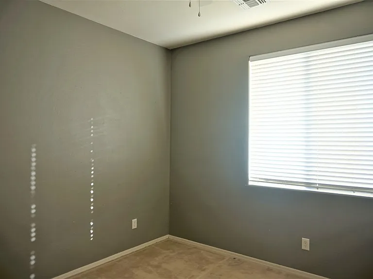 2586 E Remington Pl — Photo 11