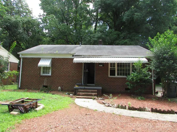 2412 Druid Hills Way, Charlotte, NC 28206