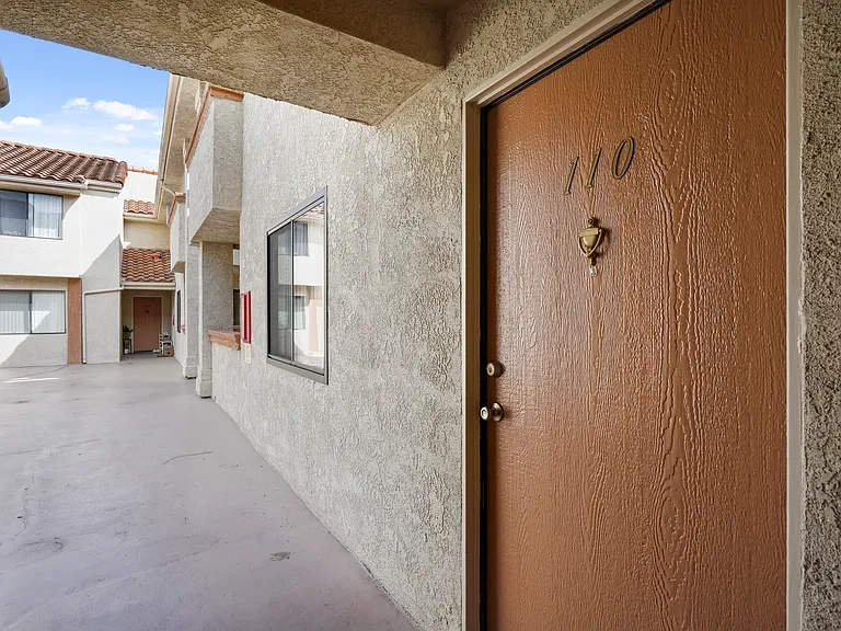 Kimberly Terrace — Photo 7