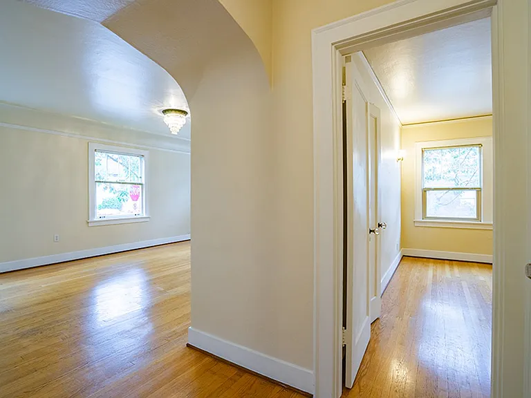 Parkhurst Apartments — Photo 17