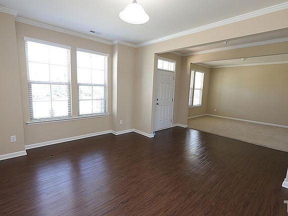 2nd image of 908 Beech Glen Dr
