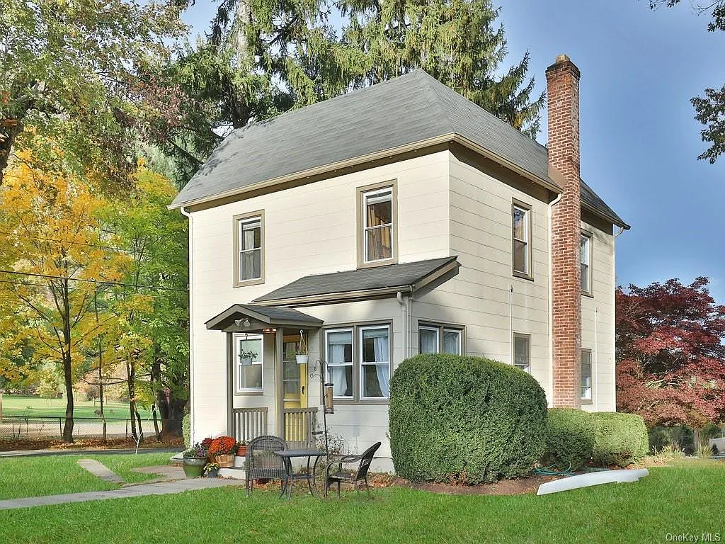 115 Larchdale Ave photo 1