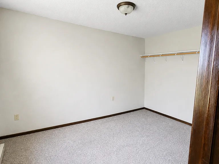 812 Hills Ave #N202 — Photo 7