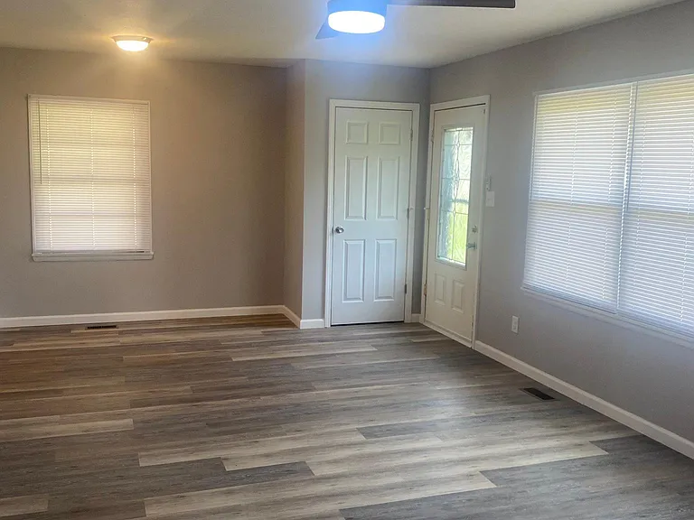 4301 Davron Ln — Photo 12