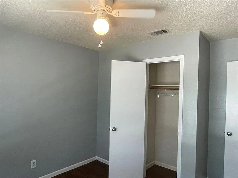 309 E Grady Dr — Photo 15