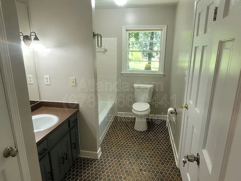 4216 Smithsonia Ct — Photo 10