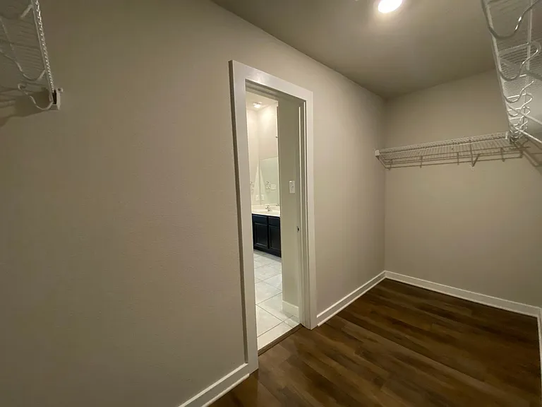 6015 Akin Stroll — Photo 29