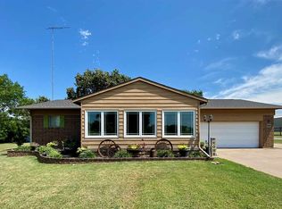 6342 314th Dr, Arkansas City, KS 67005