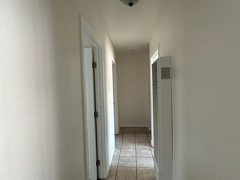 615 Garrett Ave — Photo 6