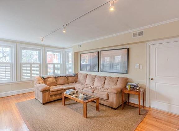 3rd image of 4 N Colonial Ave #U2