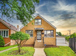 5026 N McVicker Ave, Chicago, IL 60630