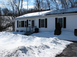 8 Colby Ave, Worcester, MA 01605