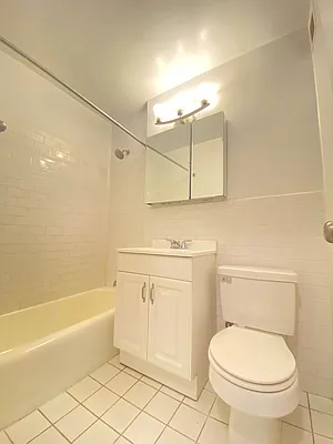 Rented by Bond New York | media 2