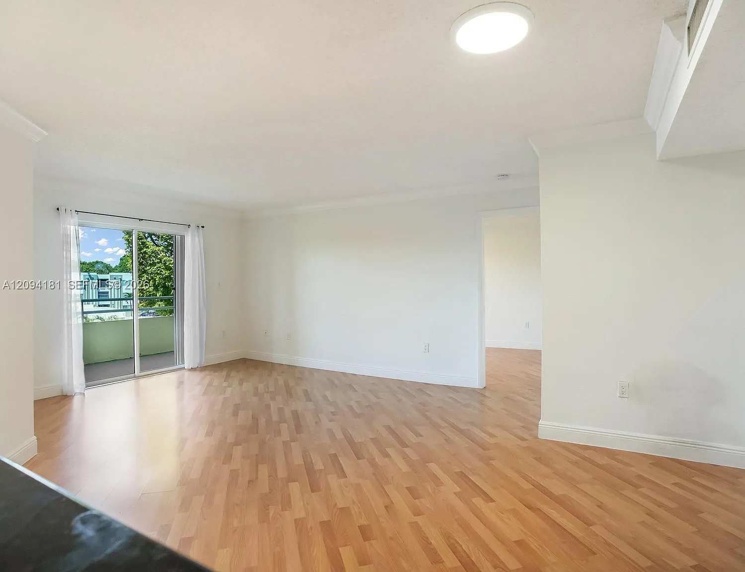 Palm Cove Cond — Photo 4