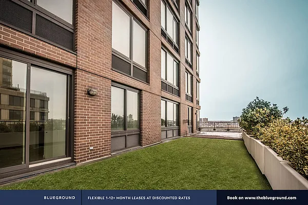 Rented by The Blueground | media 173