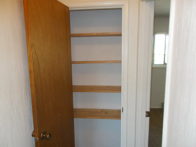 2320 I St #6 — Photo 12