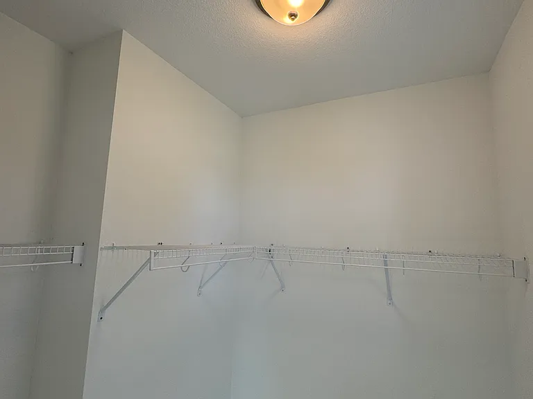 764 Nob Hill Ln — Photo 29
