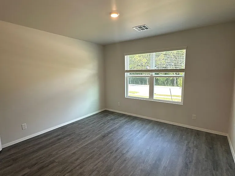 8009 E Oakland St — Photo 7