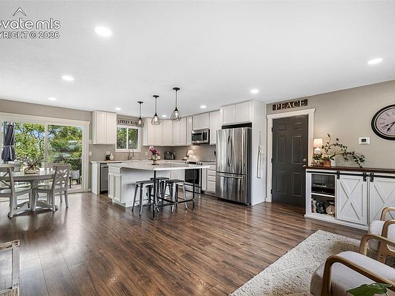 4th image of 7175 Woody Creek Dr