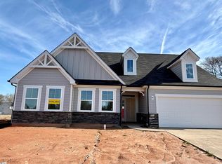 405 Ladybug Ln, Anderson, SC 29621