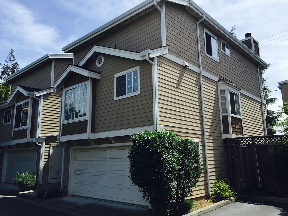 1st image of 20622 Gardenside Cir
