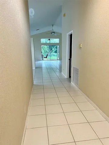3 bed, 1921 sqft, $3,500 — Photo 3