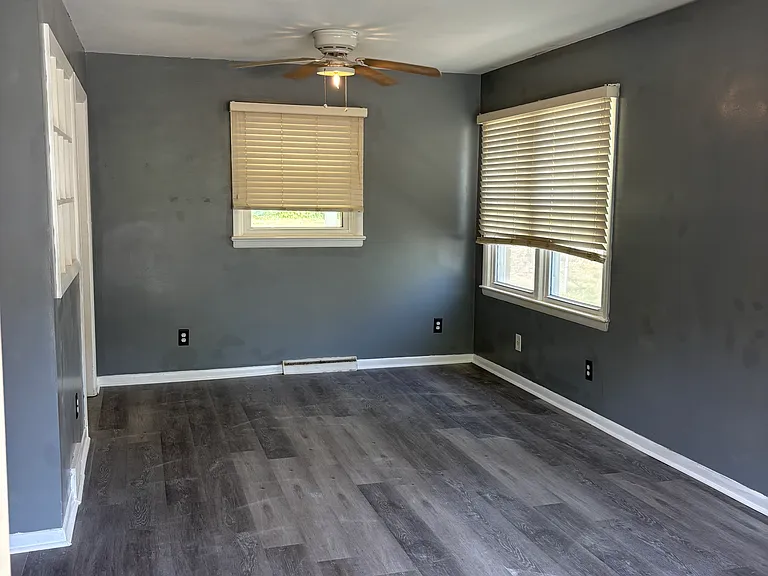 613 Woodridge Ln — Photo 4