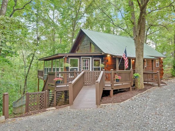 85 Ridgecrest Cir