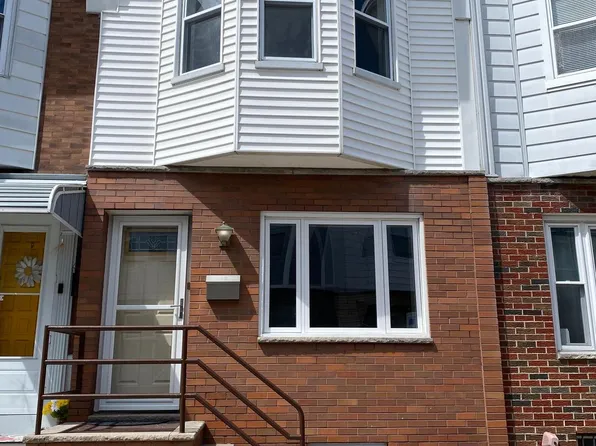 2604 S Iseminger St, Philadelphia, PA 19148