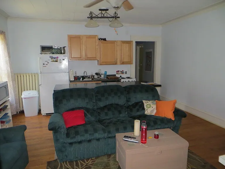 38 Gay Ave SE #4 — Photo 2
