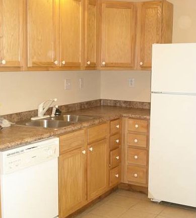 Eat-In Kitchen
