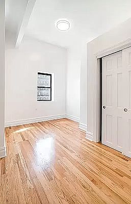 4th image of 64 Delancey St #2B