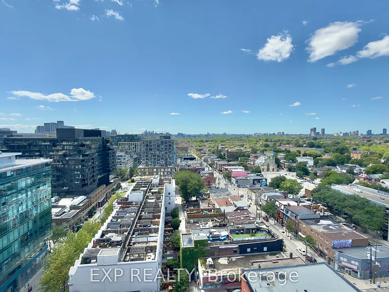458 Richmond St W #401 — Photo 21