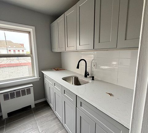 5th image of 343 Union Ave #B1