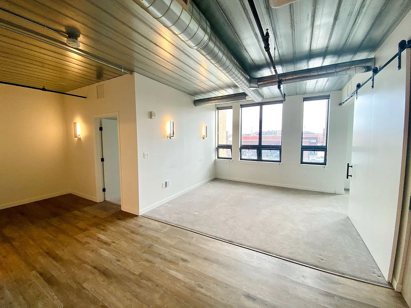 Kelley Square Lofts — Photo 4