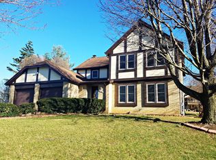 12412 Wendell Holmes Rd, Herndon, VA 20171