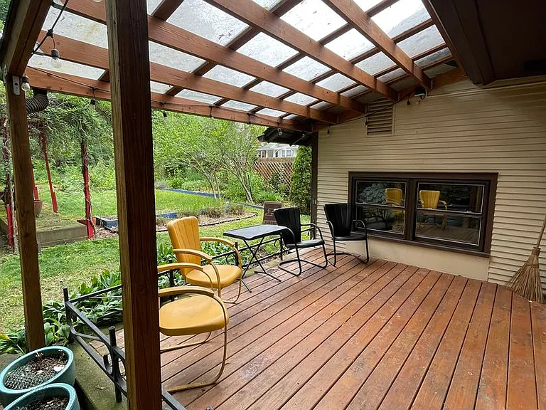 499 Littleton St — Photo 25