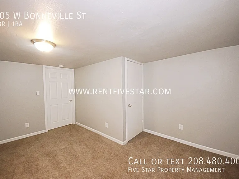 705 W Bonneville St — Photo 8