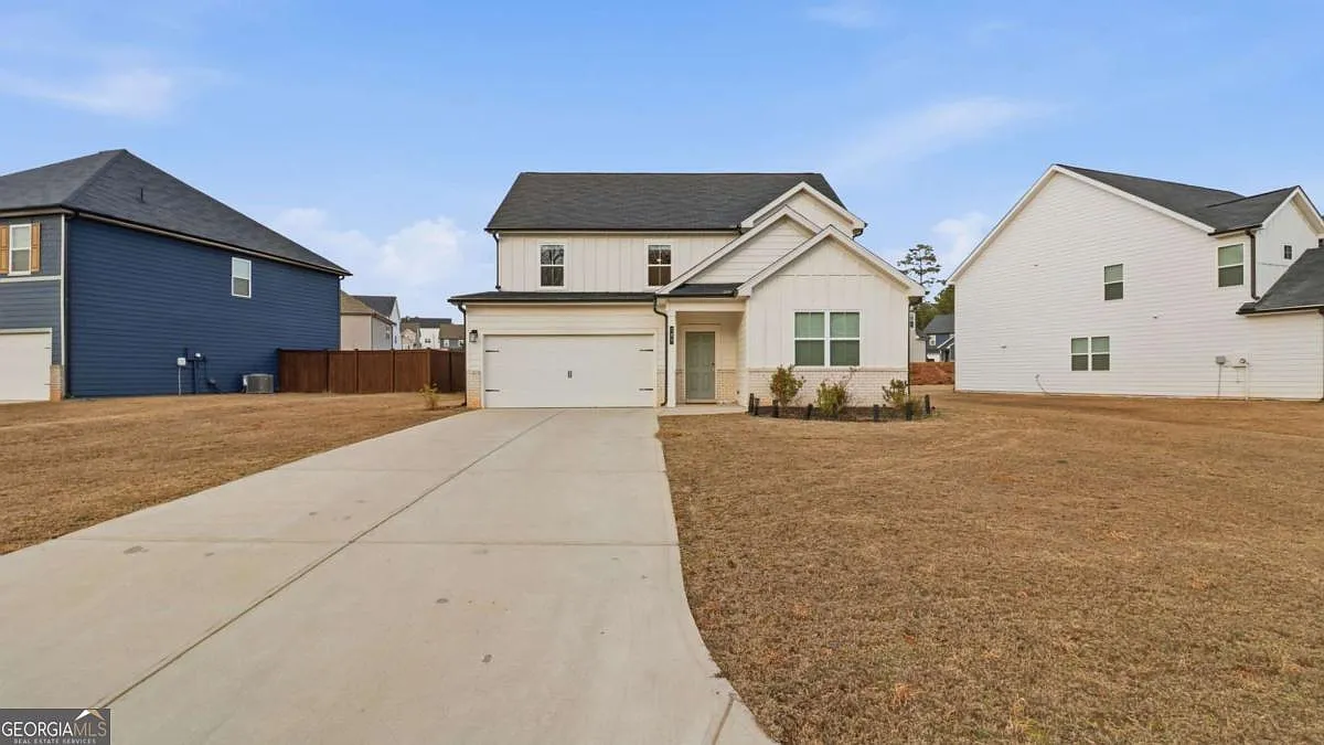 369 Summerwood Ln photo 1