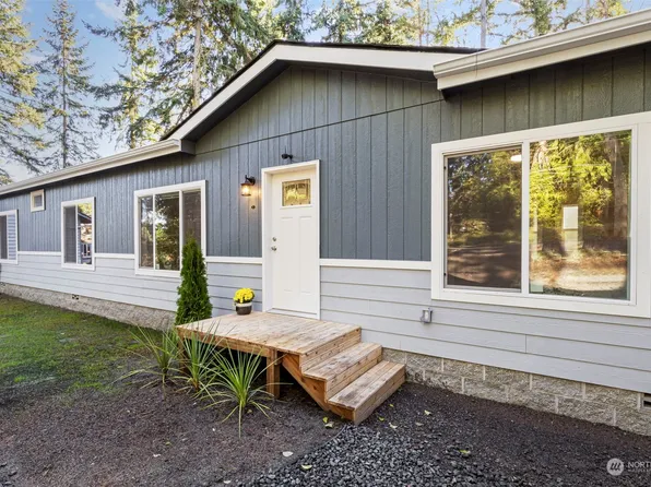6743 NE Twin Spits Road, Hansville, WA 98340