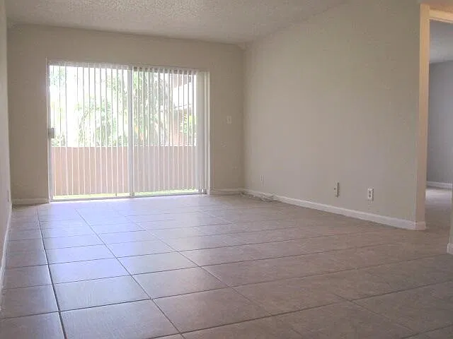 1 bed, 1.0 bath, 750 sqft, $1,600 — Photo 1