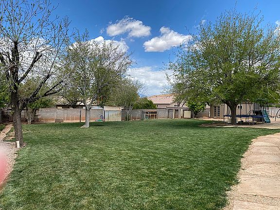 3rd image of 3682 S Santa Anita Dr