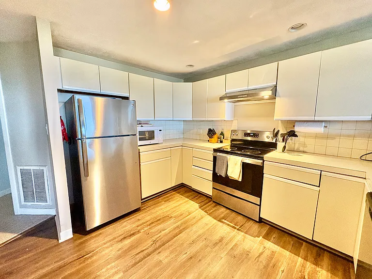 1183 Nantasket Ave #2 — Photo 8
