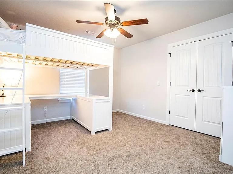 1700 Abbey Ln — Photo 10