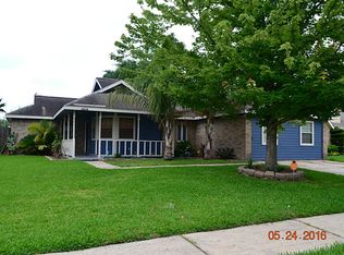 1813 Wildwood Dr, Deer Park, TX 77536