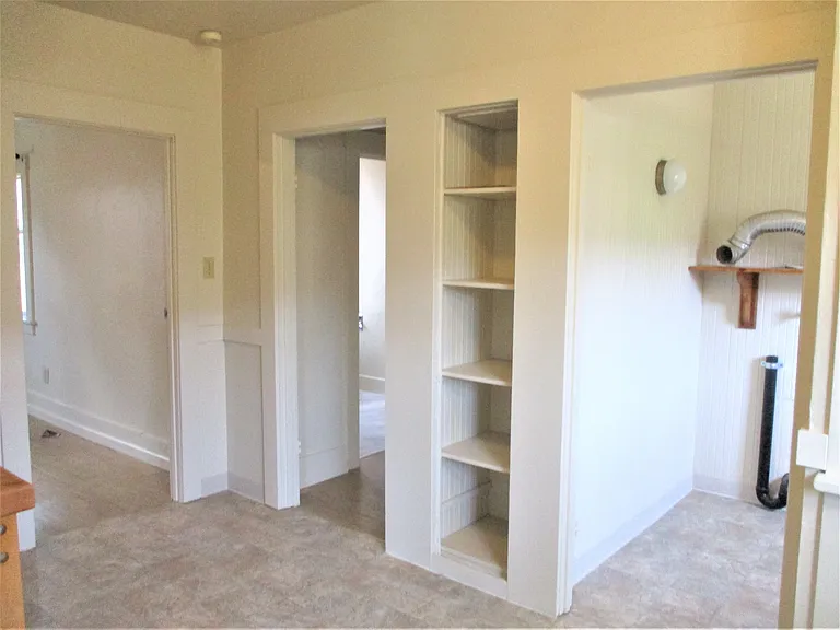 736 Pine St — Photo 5