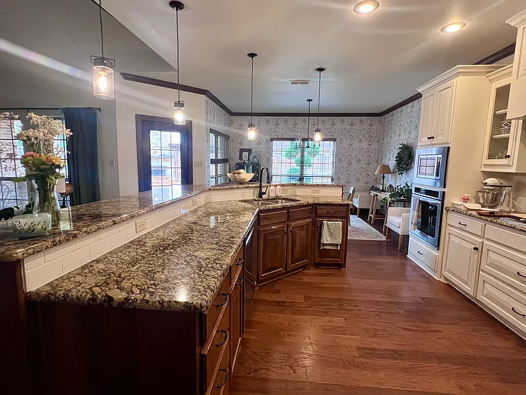 525 Marlin Dr — Photo 5